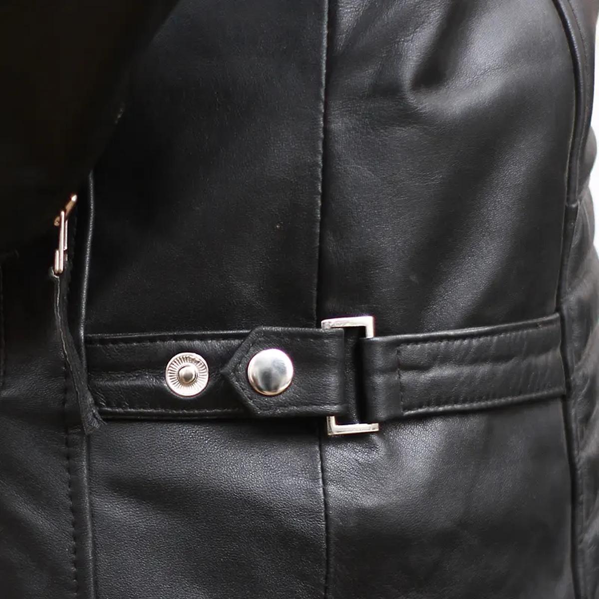 Giacca da motociclista in pelle nera anticata da uomo