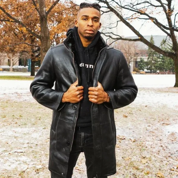 Cappotto lungo in pelle di pecora nera di Ralph per uomo