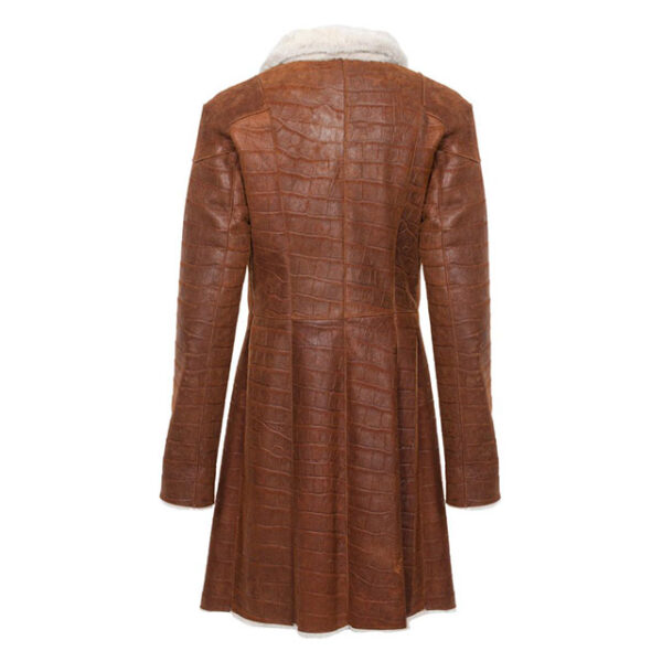 Cappotto lungo in similpelle con finiture in shearling marrone