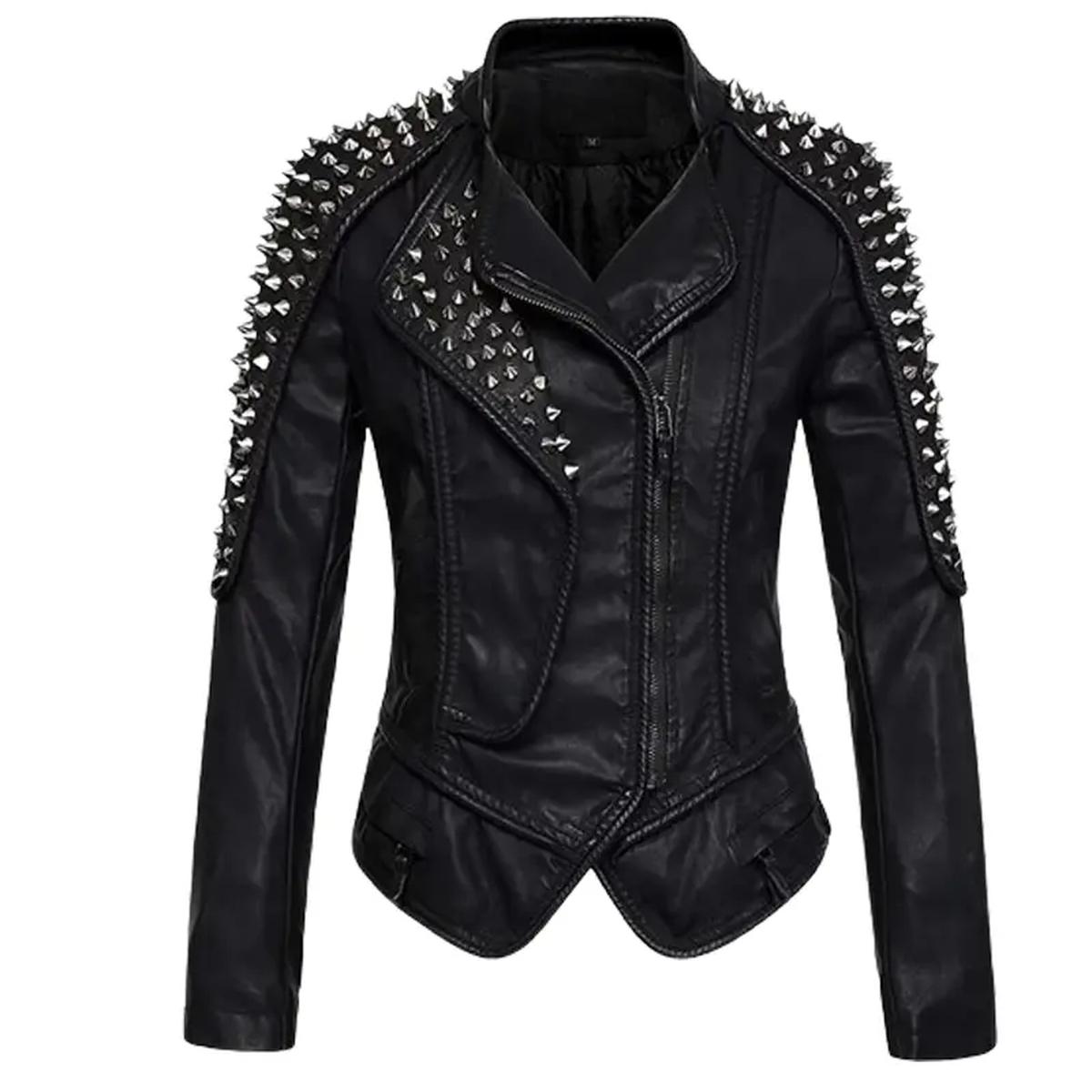 Giacca in pelle borchiata in stile punk da donna