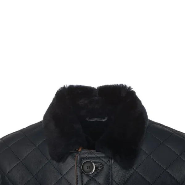 Cappotto in montone trapuntato da uomo nero
