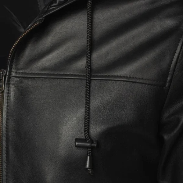 Giubbotto bomber in pelle con cappuccio slim fit